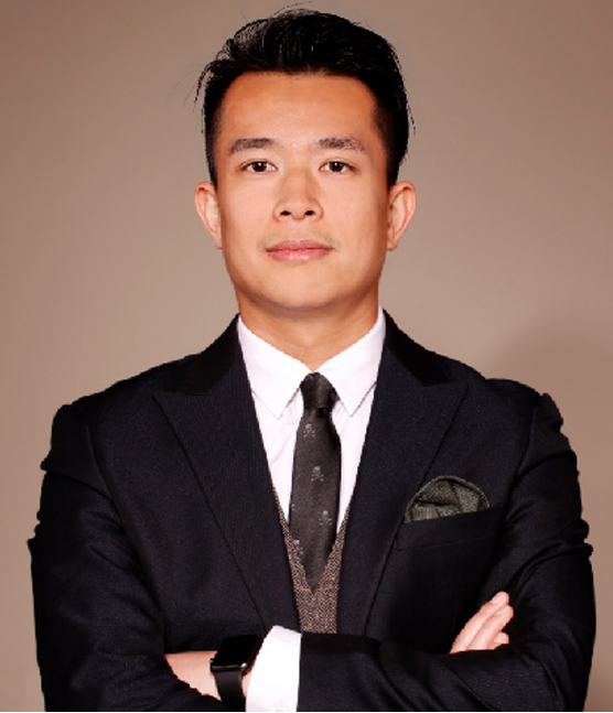 王 強