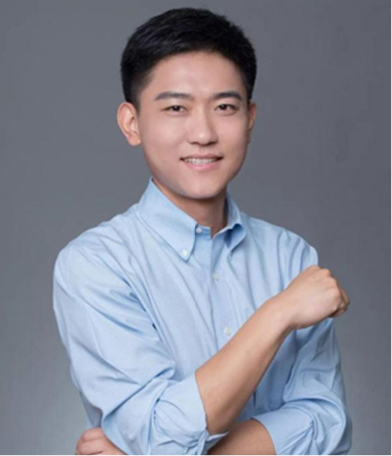 王 翌