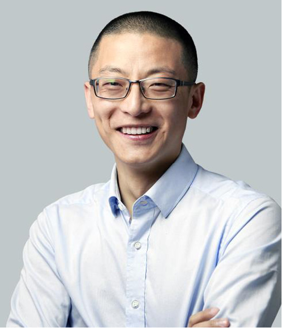 李 勇