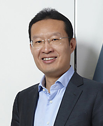 張震