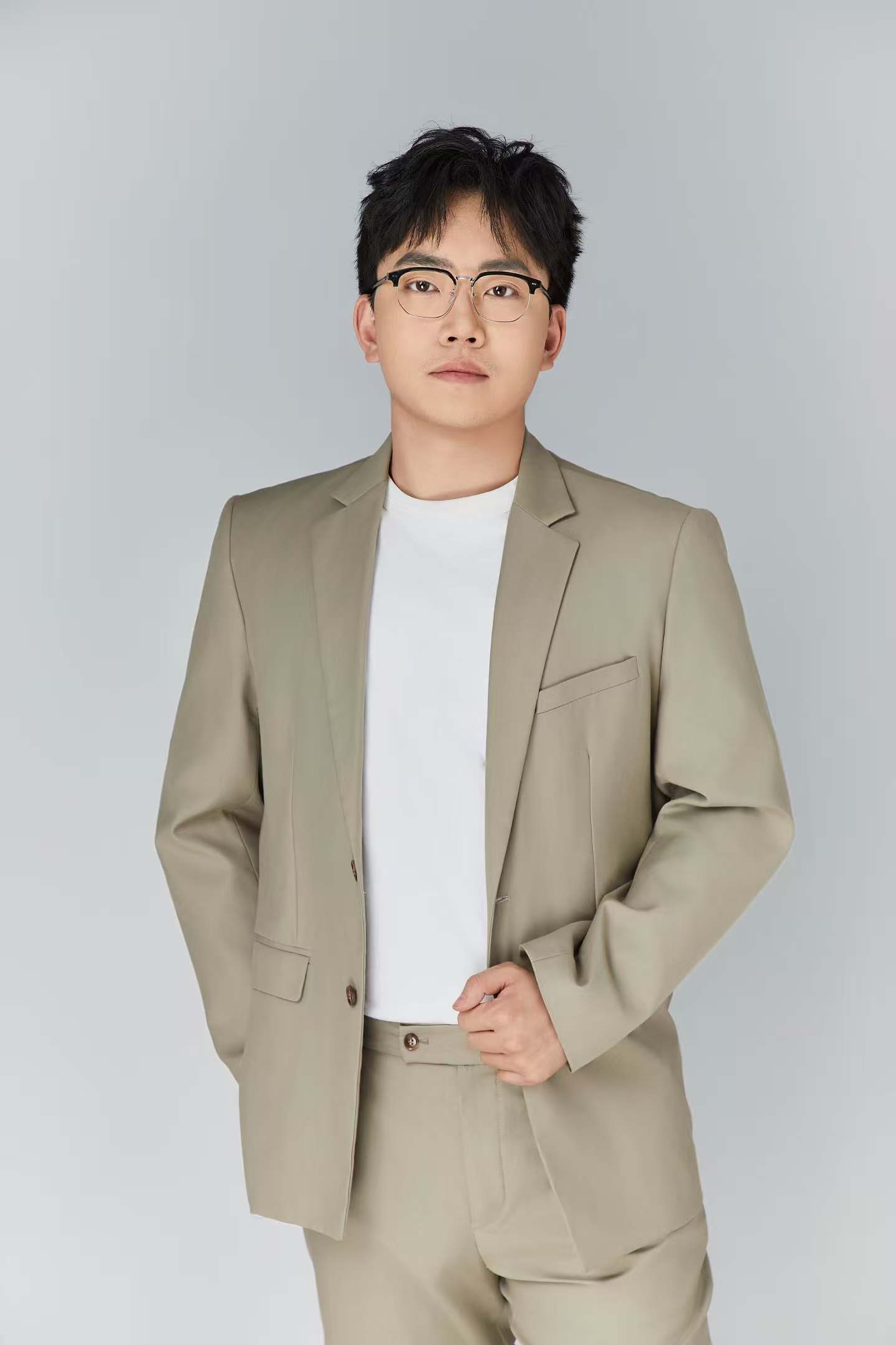 李嘉翔